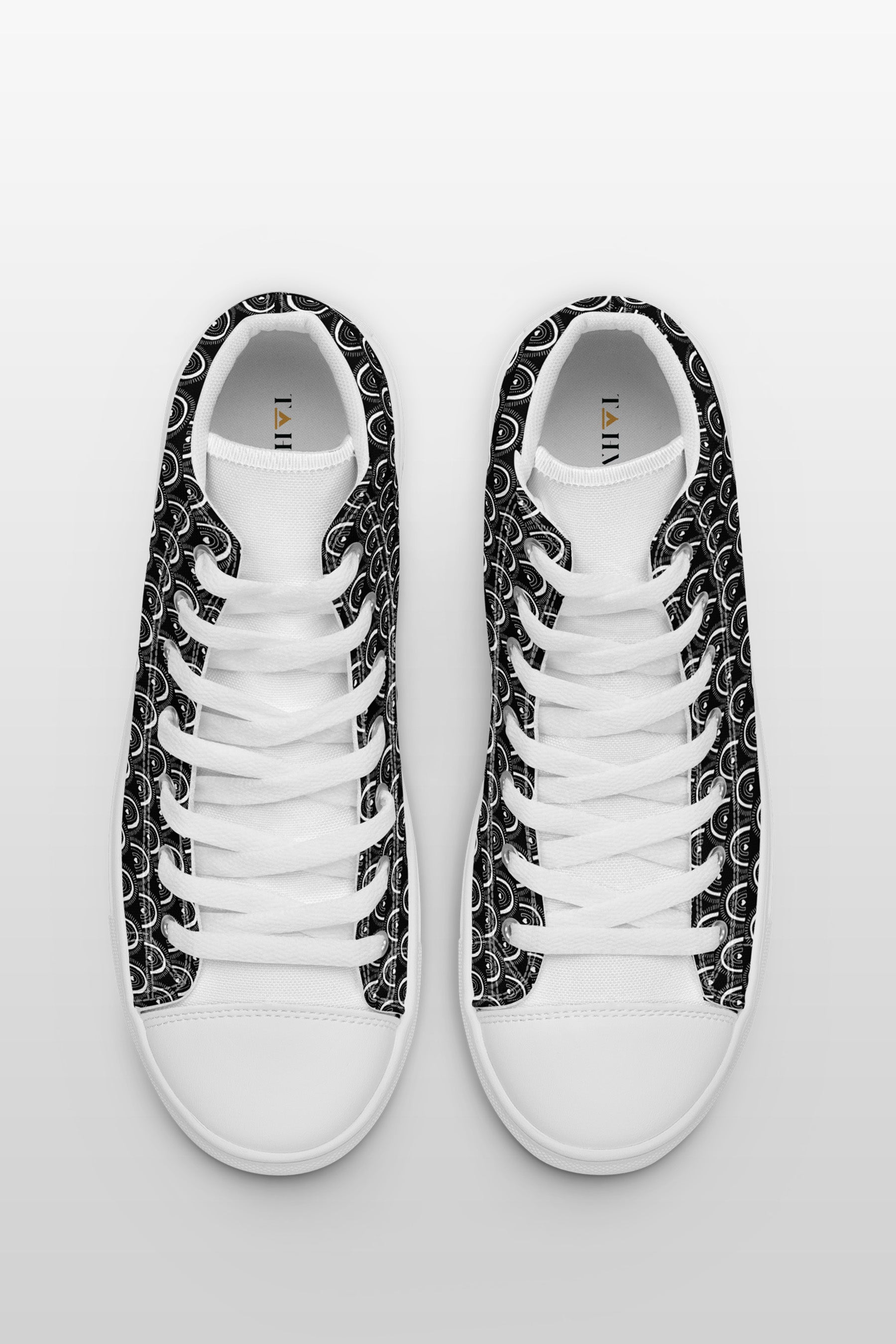 Men’s high top canvas shoes